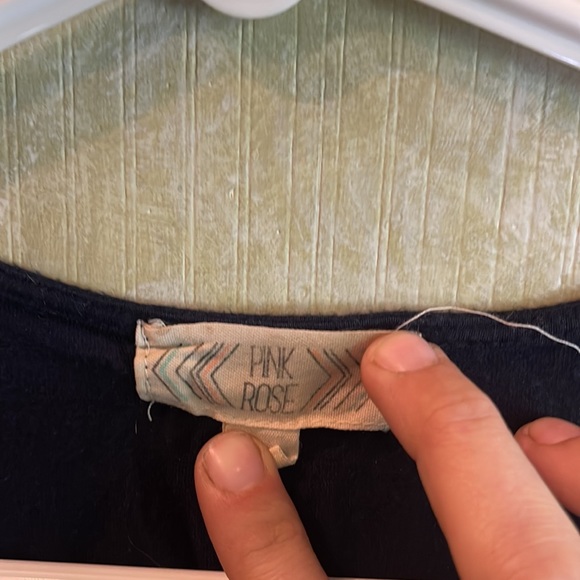 Top - Picture 2 of 2